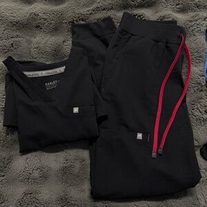 Fabletics Scrubs